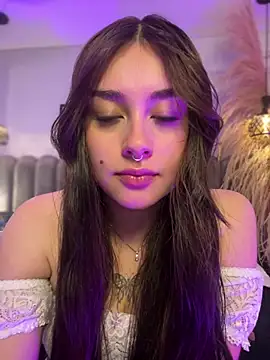 Snapshot of cute__cherry_ chatting on July 25, 2026, 7:44 pm cute cherry online show from July 25, 2026, 7:44 pm