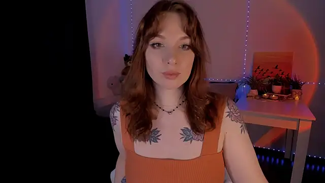 Snapshot of mia_x_love chatting on December 15, 2024, 6:48 pm mia x love online show from December 15, 2024, 6:48 pm