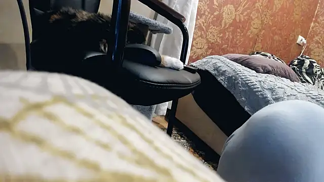 Snapshot of mia_x_love chatting on January 19, 2026, 3:16 pm mia x love online show from January 19, 2026, 3:16 pm