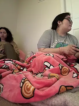 LiverandBrat77 online show from March 18, 2026, 5:05 pm