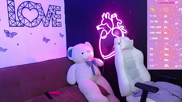 demyanderson  online show from February 28, 2025, 11:56 pm