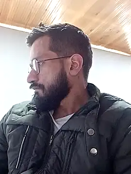 Snapshot of Andres_ramsey chatting on March 10, 2025, 1:32 pm Andres ramsey online show from March 10, 2025, 1:32 pm