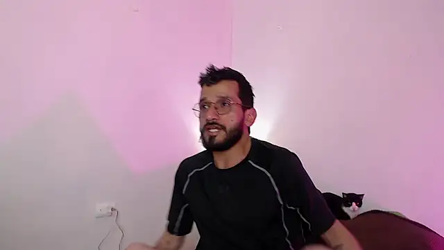 Snapshot of Andres_ramsey chatting on December 14, 2025, 10:47 pm Andres ramsey online show from December 14, 2025, 10:47 pm