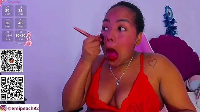 samanthaabloom online show from July 15, 2026, 2:06 am