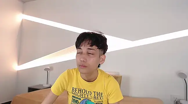 hot little bunny online show from January 16, 2025, 8:57 pm