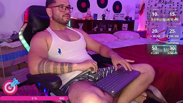 Xein WoIf online show from May 2, 2026, 3:22 am