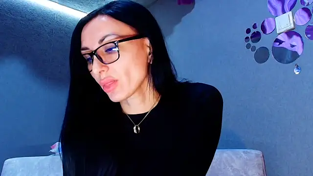 Siaconna online show from March 3, 2026, 6:08 am