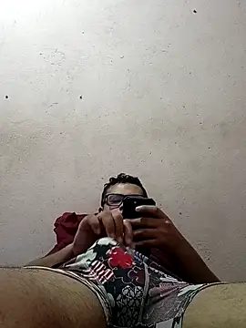 Novin18RJ online show from February 18, 2025, 1:44 pm