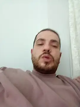 Snapshot of Sexis26 chatting on March 10, 2026, 7:52 pm Sexis26 online show from March 10, 2026, 7:52 pm