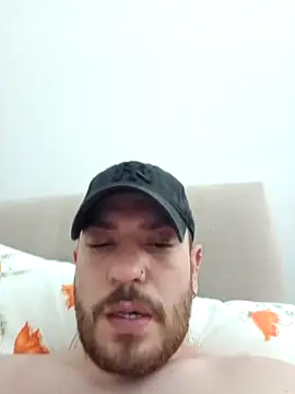 Snapshot of Sexis26 chatting on March 13, 2026, 11:33 pm Sexis26 online show from March 13, 2026, 11:33 pm