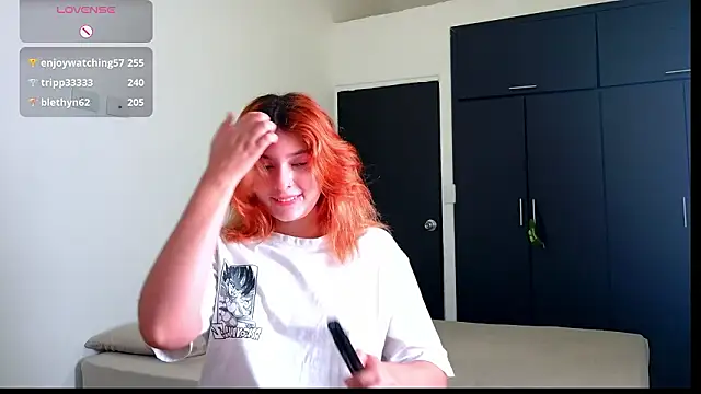 Snapshot of Ania_jones chatting on February 3, 2026, 2:53 am Ania jones online show from February 3, 2026, 2:53 am