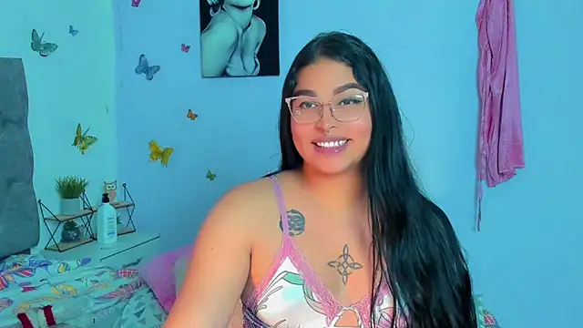 Snapshot of mabellfox chatting on January 13, 2025, 7:42 pm mabellfox online show from January 13, 2025, 7:42 pm