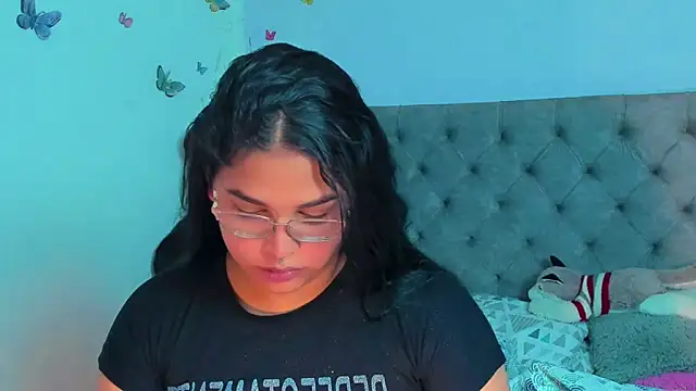 Snapshot of mabellfox chatting on March 12, 2025, 3:51 pm mabellfox online show from March 12, 2025, 3:51 pm