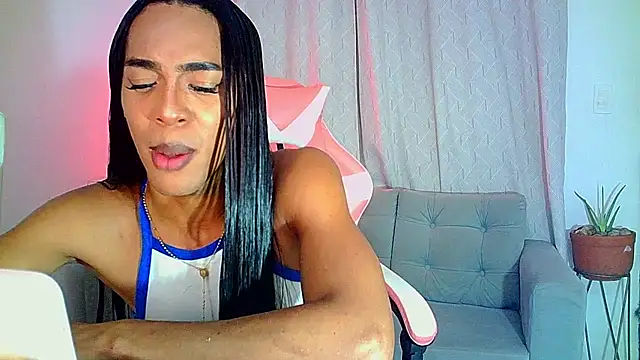 Snapshot of carmen14 chatting on July 2, 2026, 8:09 am carmen14 online show from July 2, 2026, 8:09 am