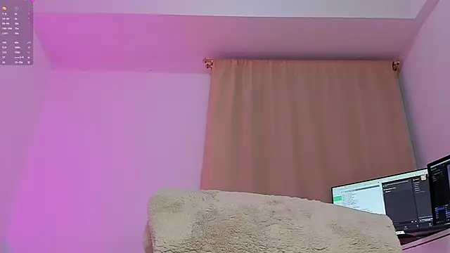 soyamandaa  online show from November 4, 2025, 1:27 am