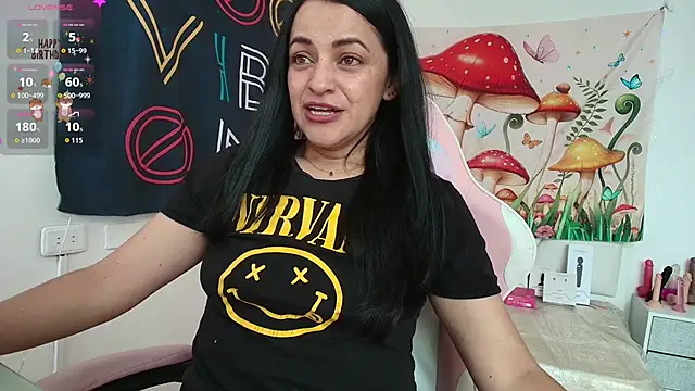 LovelyAzucena online show from April 23, 2026, 3:14 pm