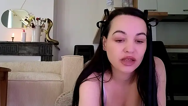 Snapshot of Lilie_romeo chatting on December 14, 2024, 11:39 am Lilie romeo online show from December 14, 2024, 11:39 am