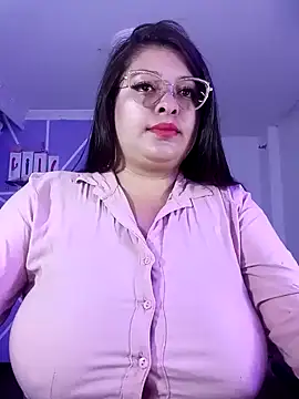 MiiaaJoness online show from January 15, 2025, 5:58 pm