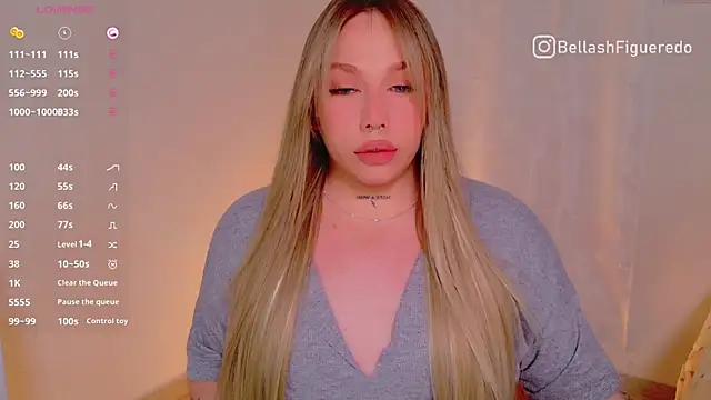 IsabellaFigueredo   online show from February 5, 2025, 11:23 am