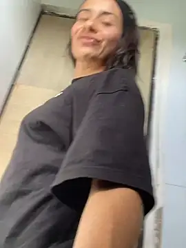 Snapshot of ayy_falcon chatting on December 25, 2024, 7:02 pm ayy falcon online show from December 25, 2024, 7:02 pm