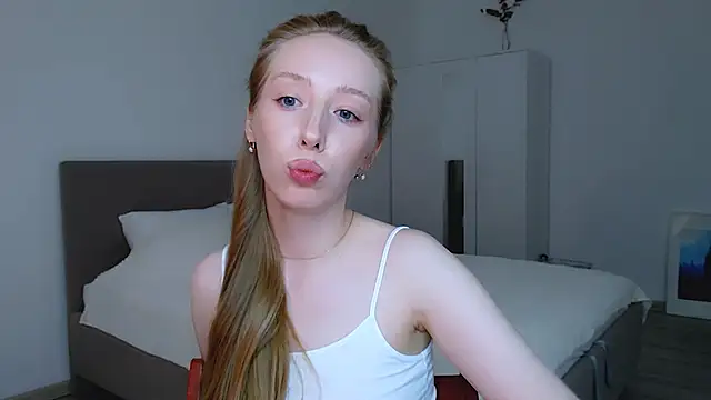 Luna insniity online show from February 23, 2025, 9:59 pm