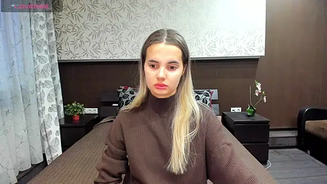 Snapshot of Donna_Evans chatting on March 23, 2025, 12:15 am Donna Evans online show from March 23, 2025, 12:15 am