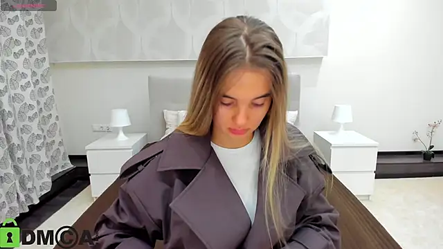 Snapshot of Donna_Evans chatting on September 15, 2025, 12:32 am Donna Evans online show from September 15, 2025, 12:32 am