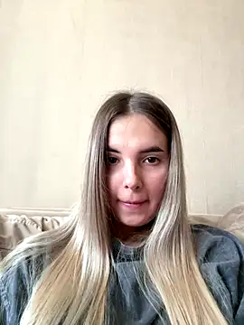 Snapshot of Donna_Evans chatting on October 17, 2025, 4:04 am Donna Evans online show from October 17, 2025, 4:04 am