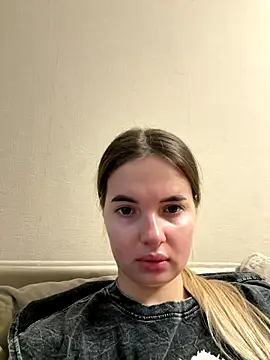 Snapshot of Donna_Evans chatting on October 29, 2025, 2:25 am Donna Evans online show from October 29, 2025, 2:25 am