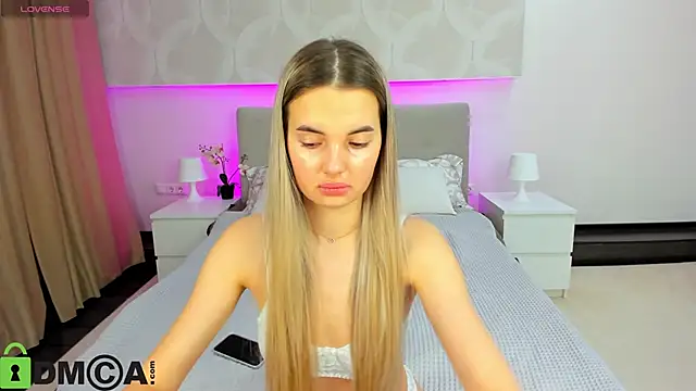 Snapshot of Donna_Evans chatting on March 11, 2026, 12:05 am Donna Evans online show from March 11, 2026, 12:05 am