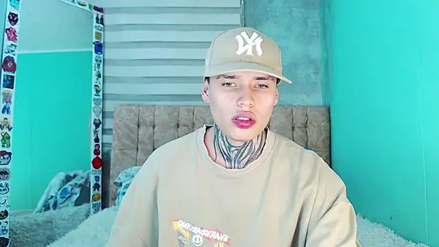 Snapshot of _justinmoon2 chatting on November 23, 2025, 4:56 am justinmoon2 online show from November 23, 2025, 4:56 am