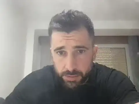 Snapshot of alex877x chatting on December 3, 2024, 8:27 am alex877x online show from December 3, 2024, 8:27 am