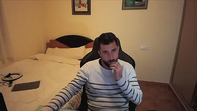 Snapshot of alex877x chatting on March 21, 2025, 11:12 pm alex877x online show from March 21, 2025, 11:12 pm