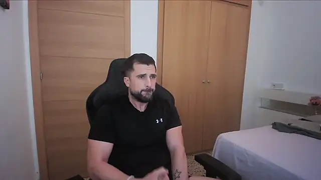 Snapshot of alex877x chatting on October 20, 2025, 8:59 am alex877x online show from October 20, 2025, 8:59 am