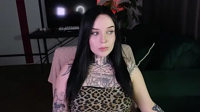 ATOMIC-KETCHUP online show from December 3, 2025, 4:09 am