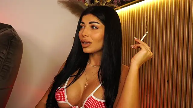 Snapshot of KimyBroox chatting on October 21, 2025, 7:47 pm KimyBroox online show from October 21, 2025, 7:47 pm