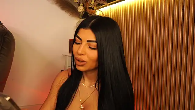 Snapshot of KimyBroox chatting on November 26, 2025, 10:33 pm KimyBroox online show from November 26, 2025, 10:33 pm