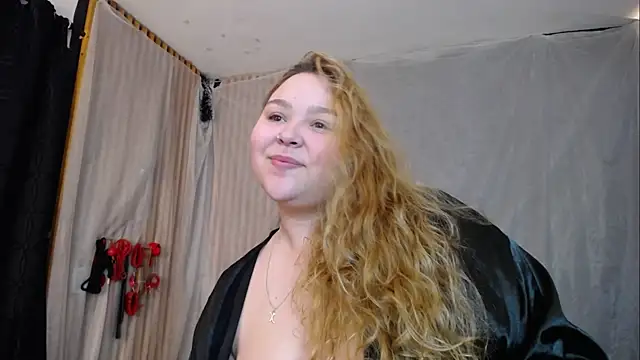 julia sweet 1 online show from January 31, 2025, 4:36 am