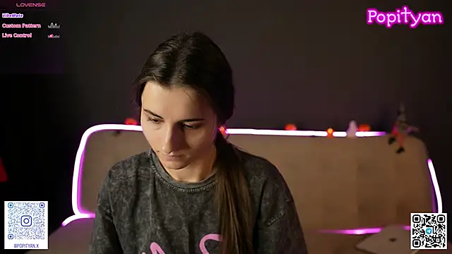 Snapshot of popityan1 chatting on October 21, 2025, 7:42 am popityan1 online show from October 21, 2025, 7:42 am