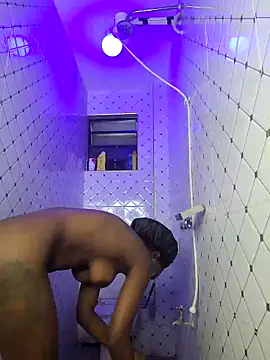 Snapshot of Enkarxx chatting on March 5, 2025, 5:29 pm Enkarxx online show from March 5, 2025, 5:29 pm