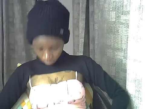 Snapshot of Enkarxx chatting on October 8, 2025, 6:38 pm Enkarxx online show from October 8, 2025, 6:38 pm