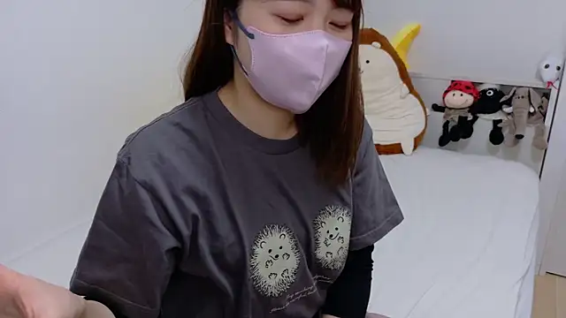 Snapshot of SUZU_ chatting on February 27, 2025, 2:21 pm SUZU online show from February 27, 2025, 2:21 pm