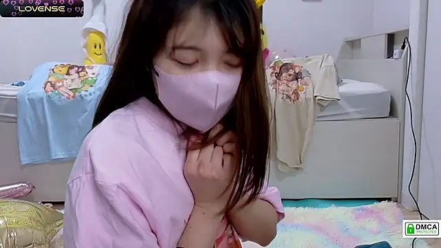 Snapshot of SUZU_ chatting on March 3, 2025, 3:20 pm SUZU online show from March 3, 2025, 3:20 pm