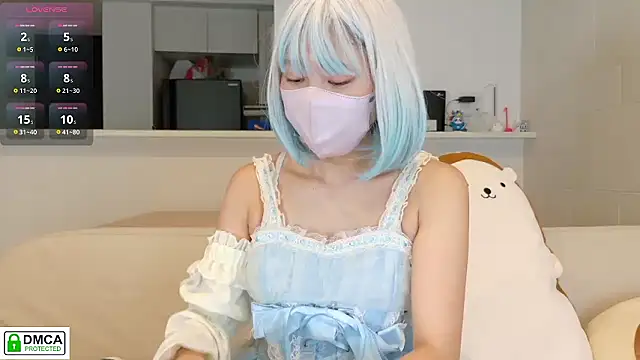 Snapshot of SUZU_ chatting on September 10, 2025, 12:38 pm SUZU online show from September 10, 2025, 12:38 pm