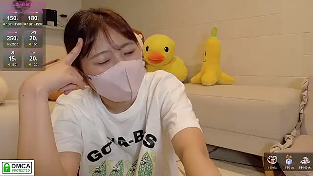 Snapshot of SUZU_ chatting on June 22, 2026, 2:14 pm SUZU online show from June 22, 2026, 2:14 pm