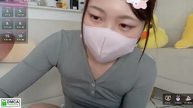 Snapshot of SUZU_ chatting on June 24, 2026, 1:04 am SUZU online show from June 24, 2026, 1:04 am