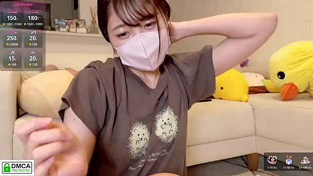 Snapshot of SUZU_ chatting on July 1, 2026, 12:40 pm SUZU online show from July 1, 2026, 12:40 pm