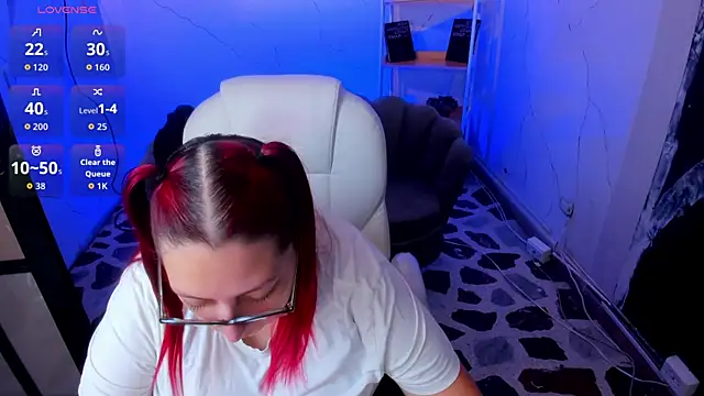 NiickyJones online show from September 26, 2025, 1:48 pm