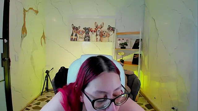 NiickyJones online show from November 23, 2025, 9:25 pm