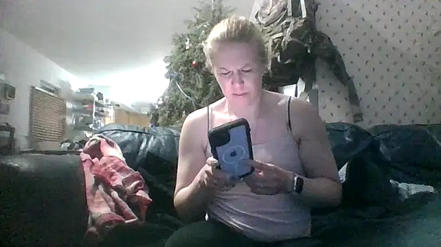 Snapshot of lisamatty4601 chatting on January 5, 2025, 12:31 am lisamatty4601 online show from January 5, 2025, 12:31 am